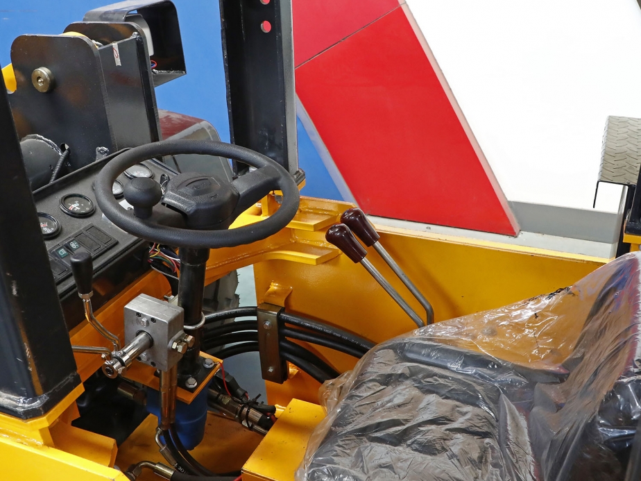 ZL928礦用裝載機(jī)